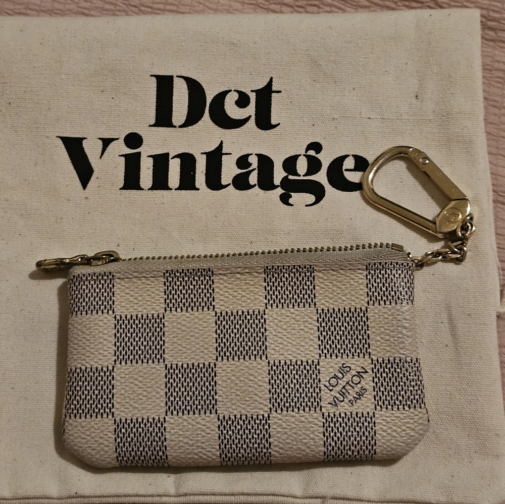 LV key cles